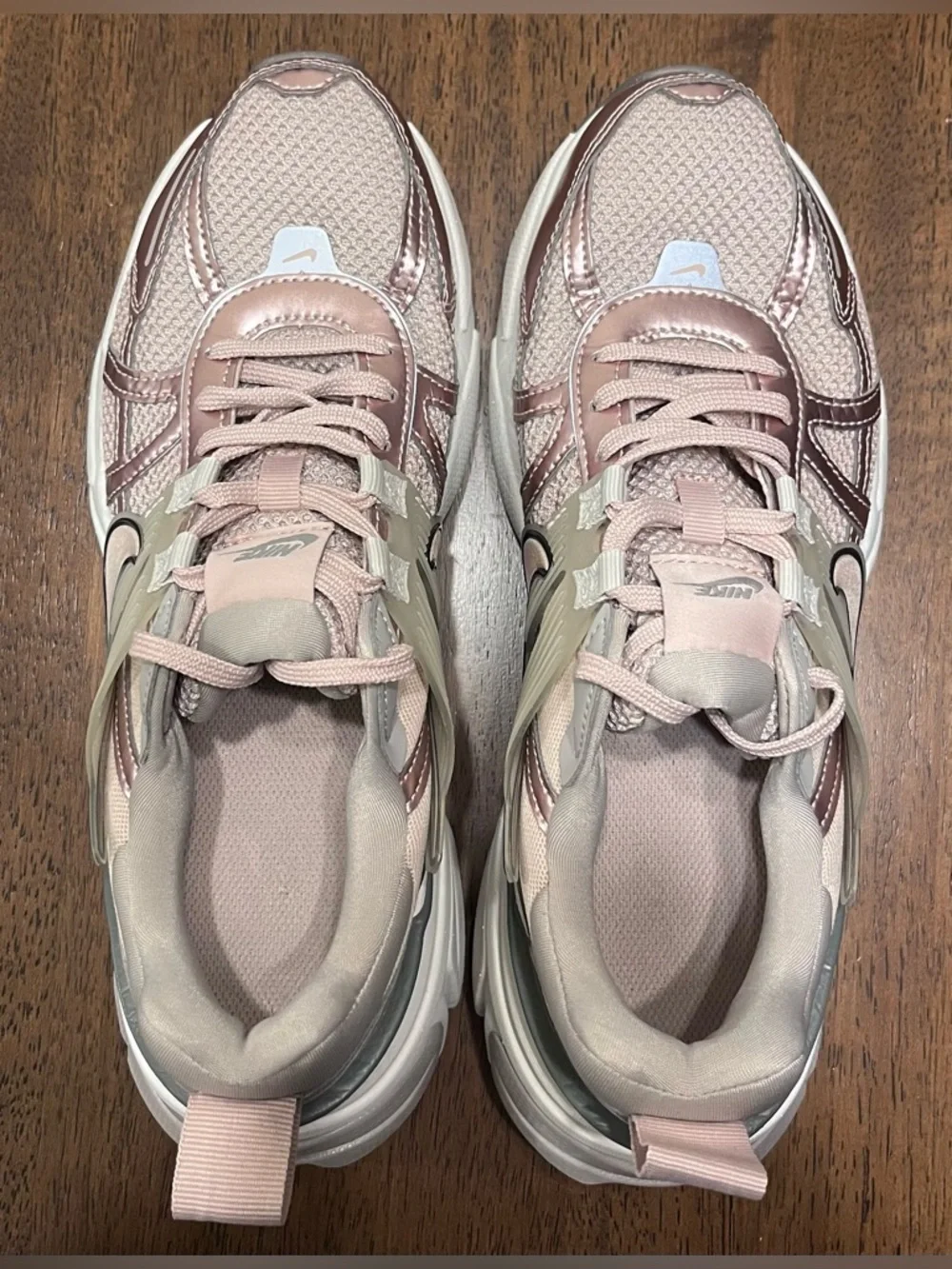 Nike V2K Run Women's Shoes with Reflective Accents, Particle Beige, Sz 9 - Picture 3 of 8